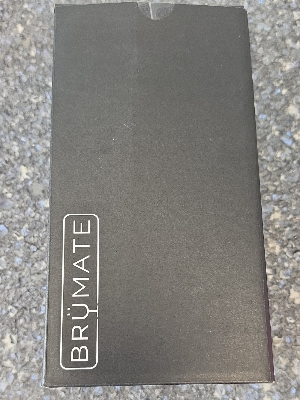 NEW BRÜMATE Era 30 Oz In Corporate Blue. Black Box — Sleek BrūMate Packaging